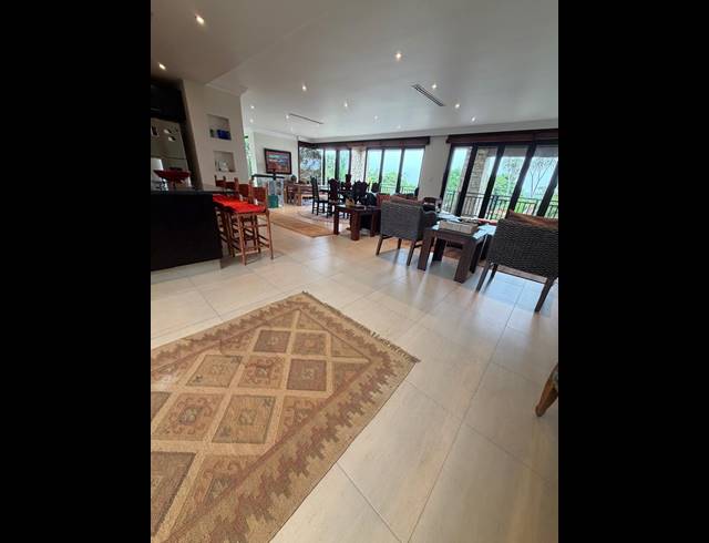 5 BEDROOM SECTIONAL TITLE FOR SALE IN ZIMBALI ESTATE